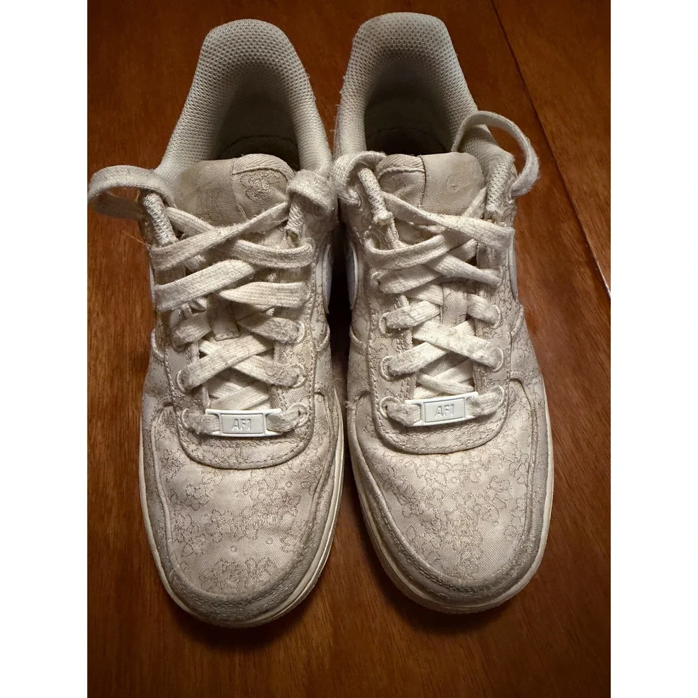 Nike Air Force 1 Low Floral Brocade‎ Cream Tan Shoes DR6402-900 Womens 5